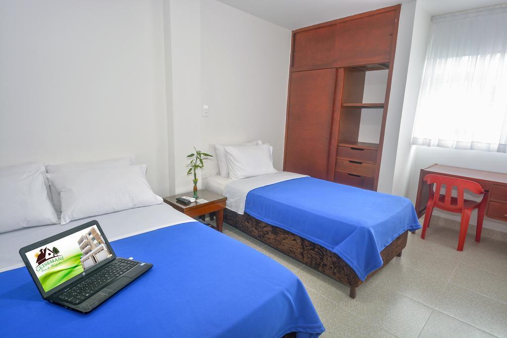 Hotel Getsemani Bga ブカラマンガ エクステリア 写真